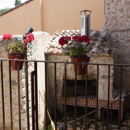 Casa De Laura Guest House Aldeasona ภายนอก รูปภาพ