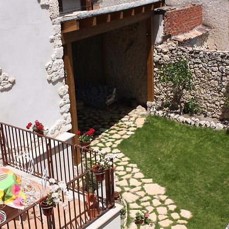 Casa De Laura Guest House Aldeasona ภายนอก รูปภาพ